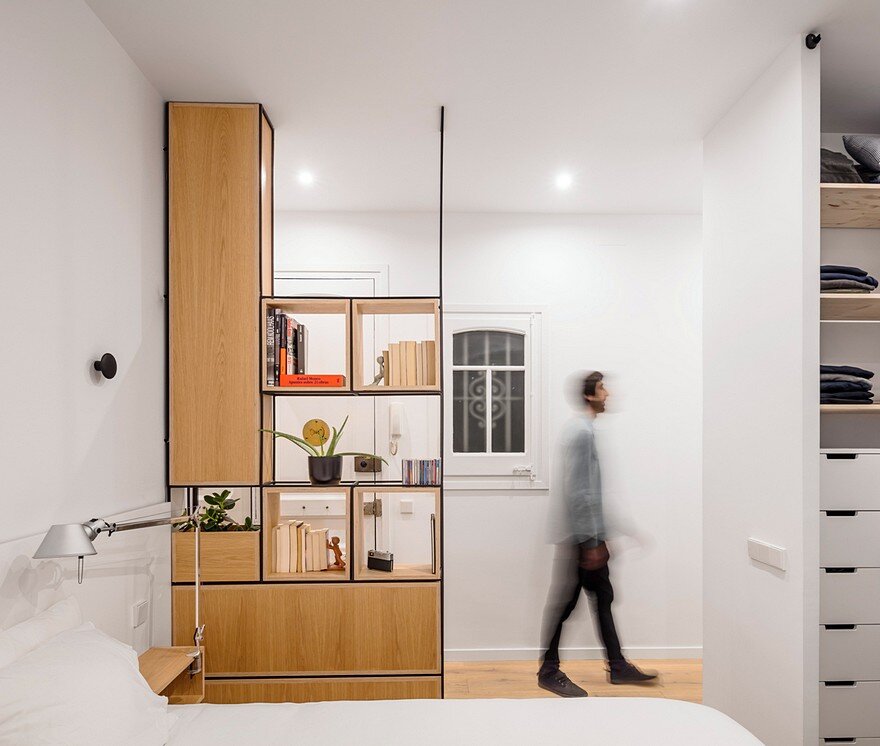 Open-Layout Apartment in Barcelona Exhibiting Fresh, Clean and Bright Design 6