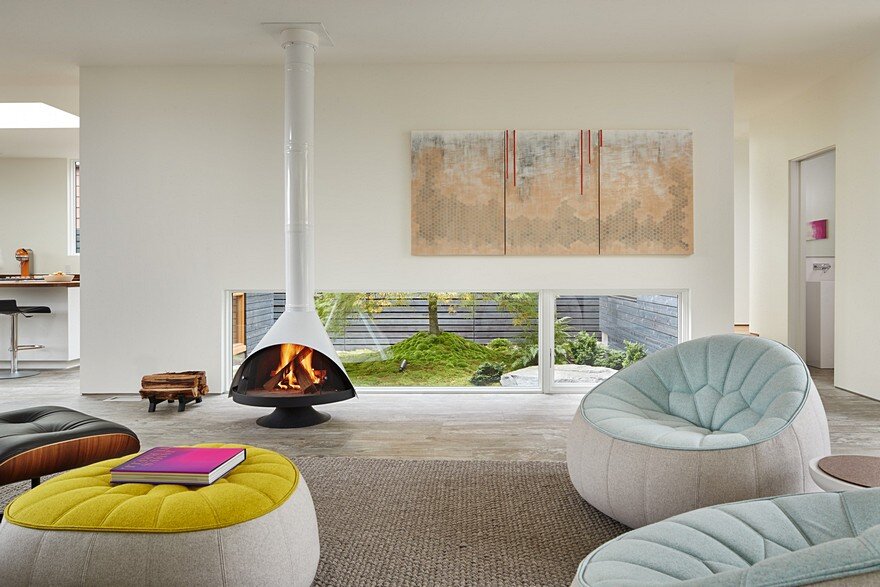 living room, fireplace, Heliotrope Architects