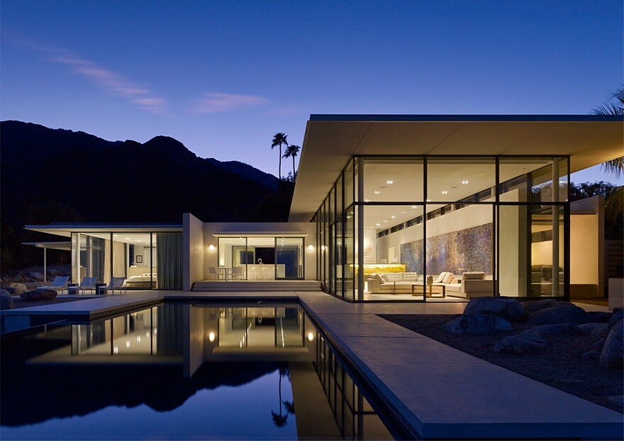 This Palm Springs House is Open to Expansive Mountain and Valley Panoramas