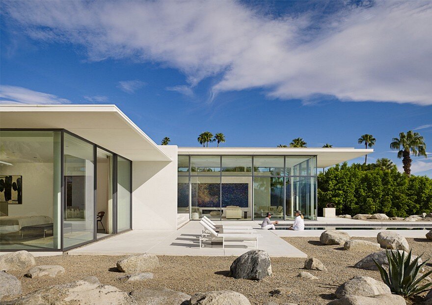 This Palm Springs House is Open to Expansive Mountain and Valley Panoramas 2