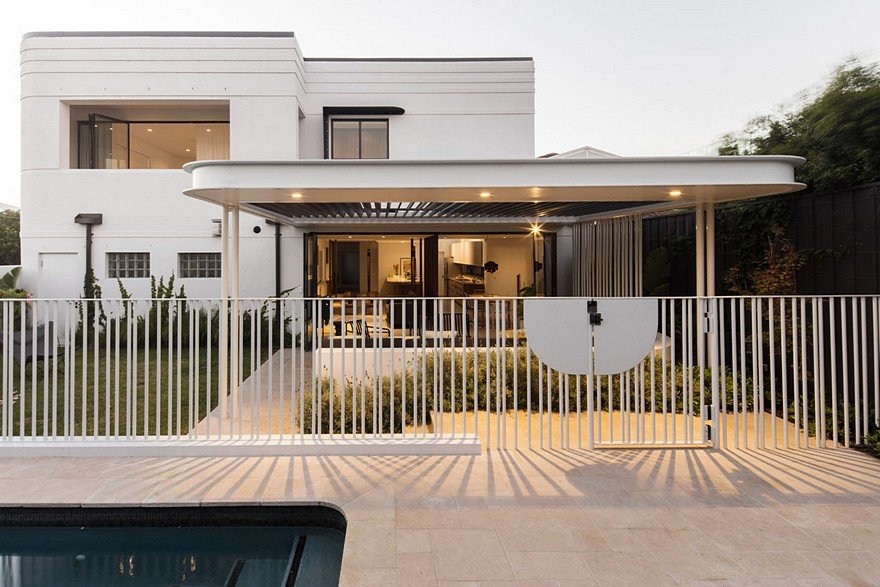 Art Deco House Transformed into a Spacious Modern Australian Home