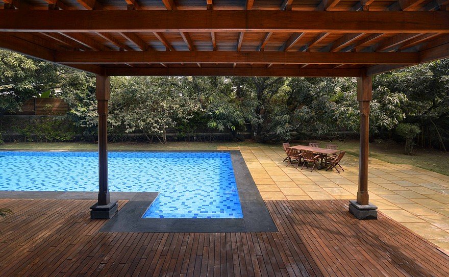 Indian Brick House with an Architectural Design Influenced by a Mango Trees Plantation 15