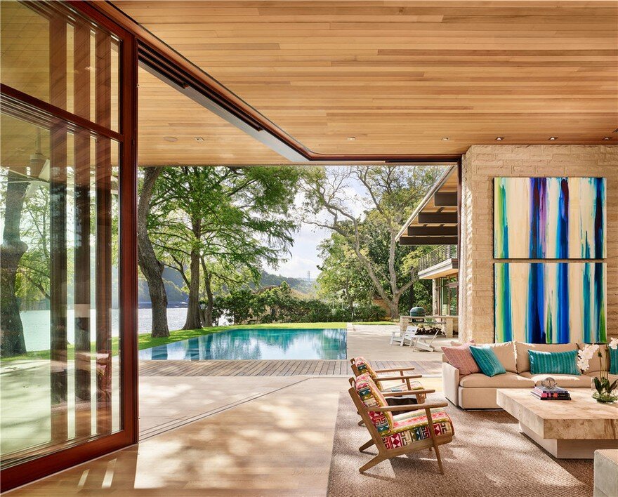This Lake Austin Residence Offers a Combination of Transparency and Solidity 6