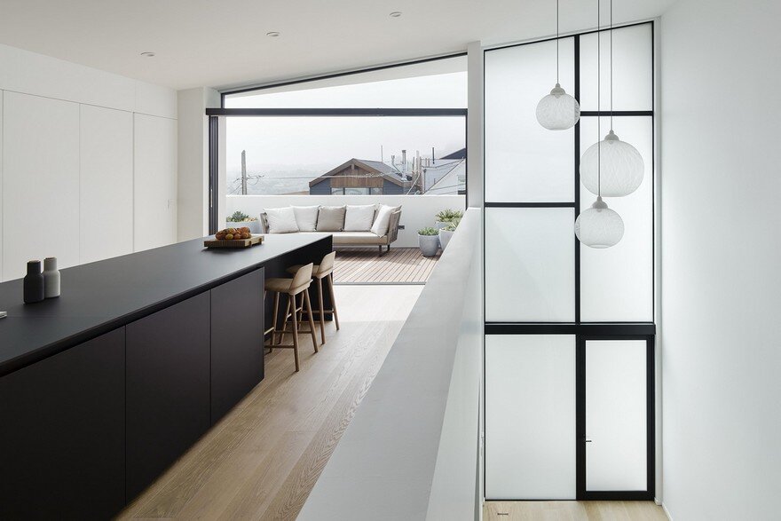A Loft-Style House With an Interior Space That Feels Light, Airy and Spacious 6