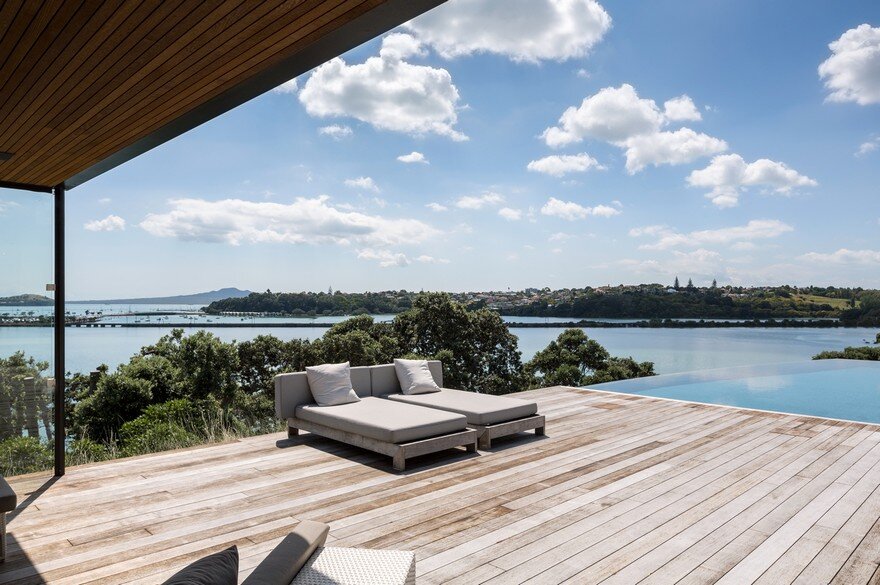 Massive Concrete Home on a Cliff Above Hobson Bay 16