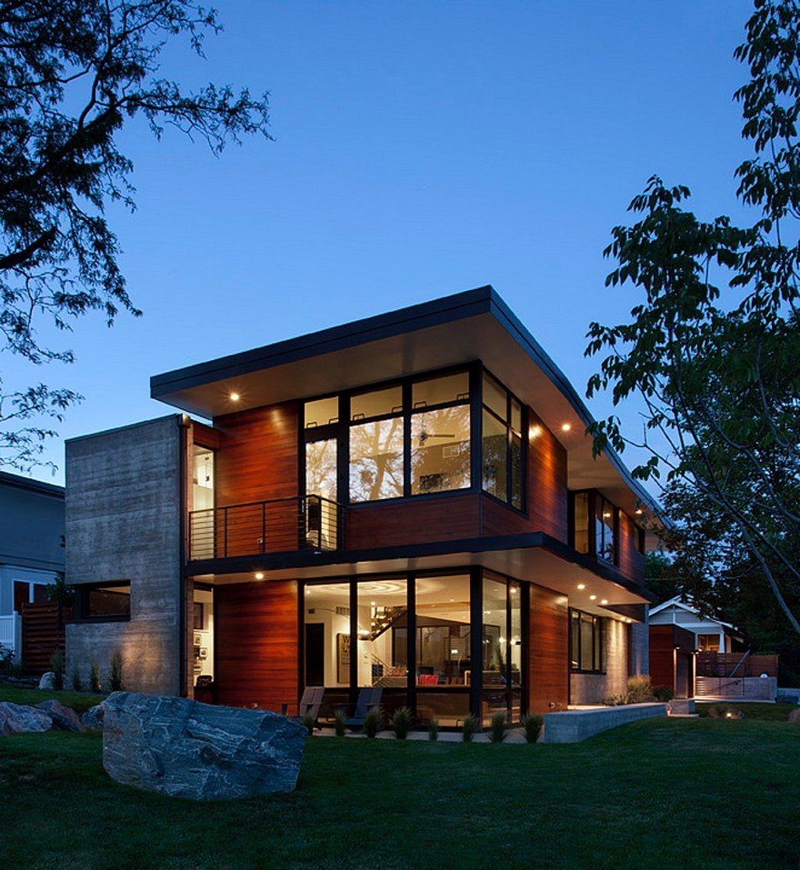 Modern Boulder House Designed for Two Professional Athletes 10