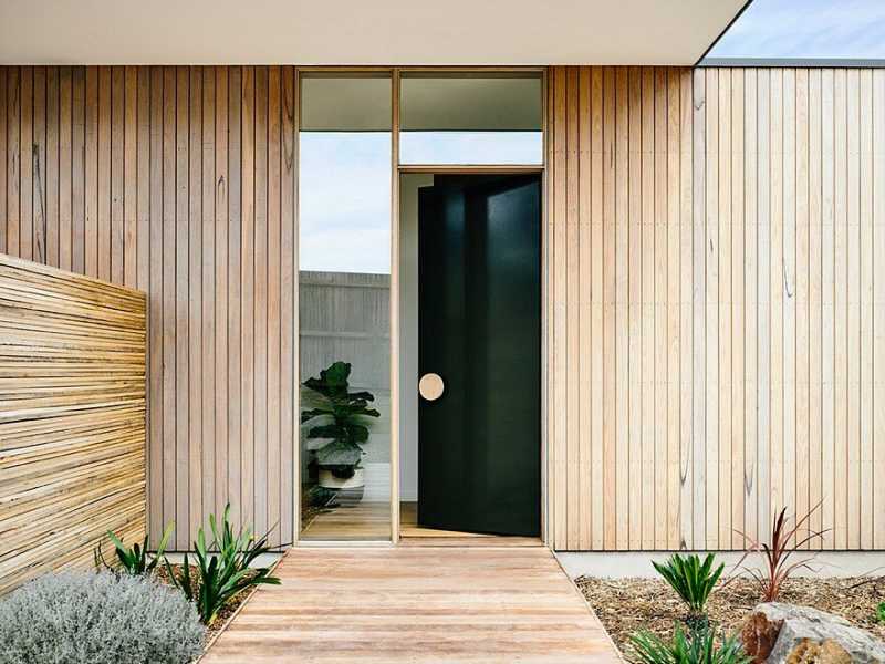 Point Lonsdale Beach House by InForm Design