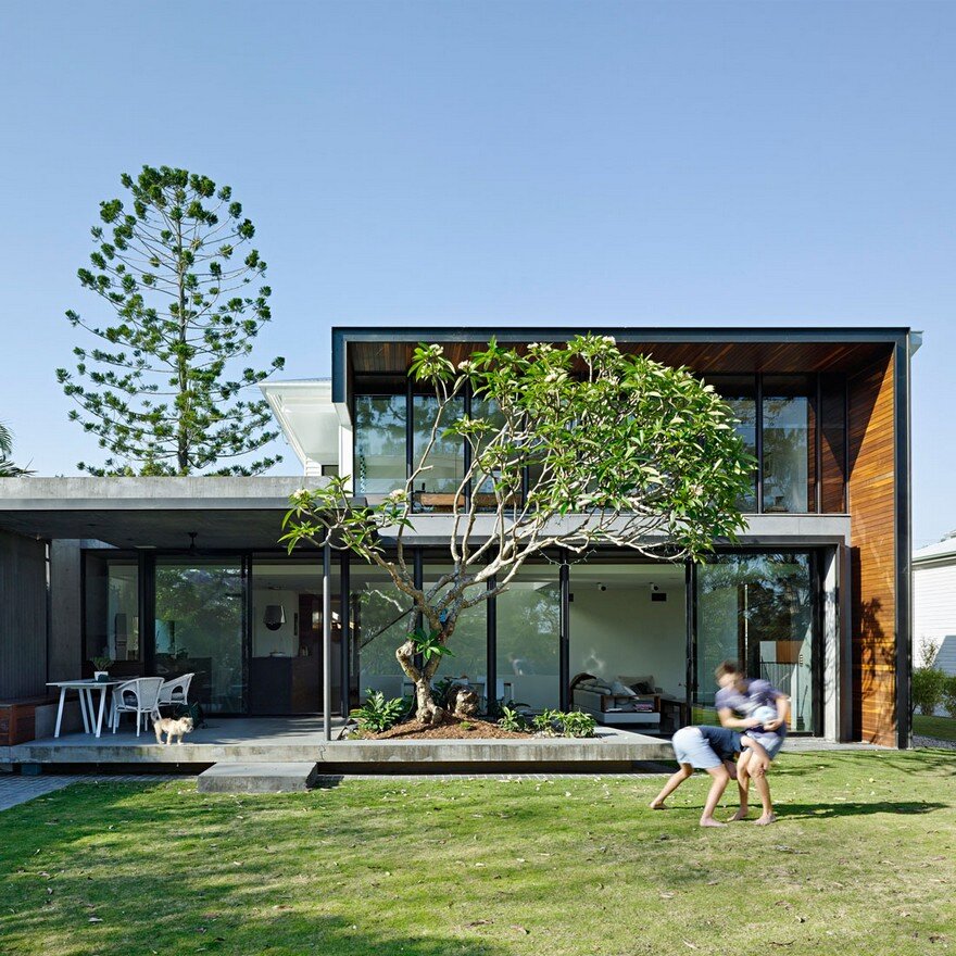 Queenslander House Upgraded to Accommodate a Growing Family