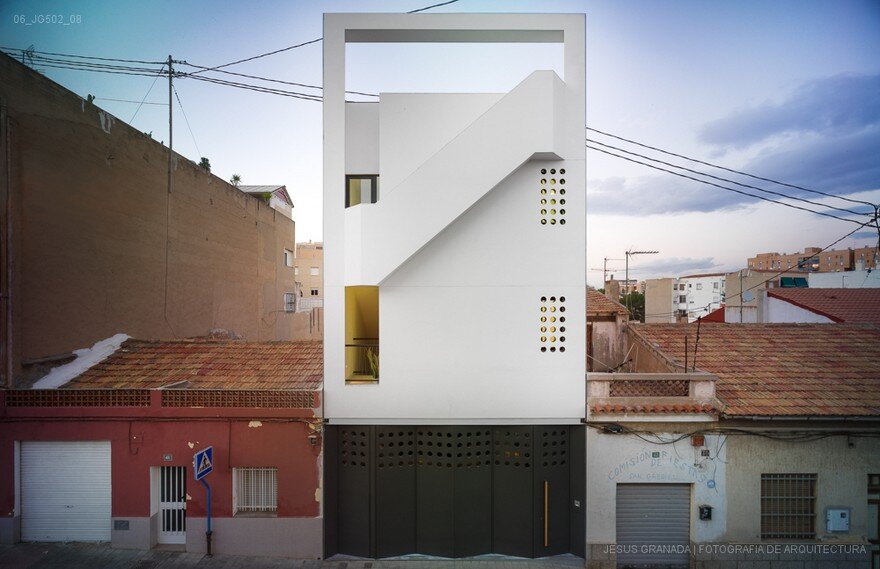 San Gabriel House by Isaac Peral Arquitectos in Alicante, Spain