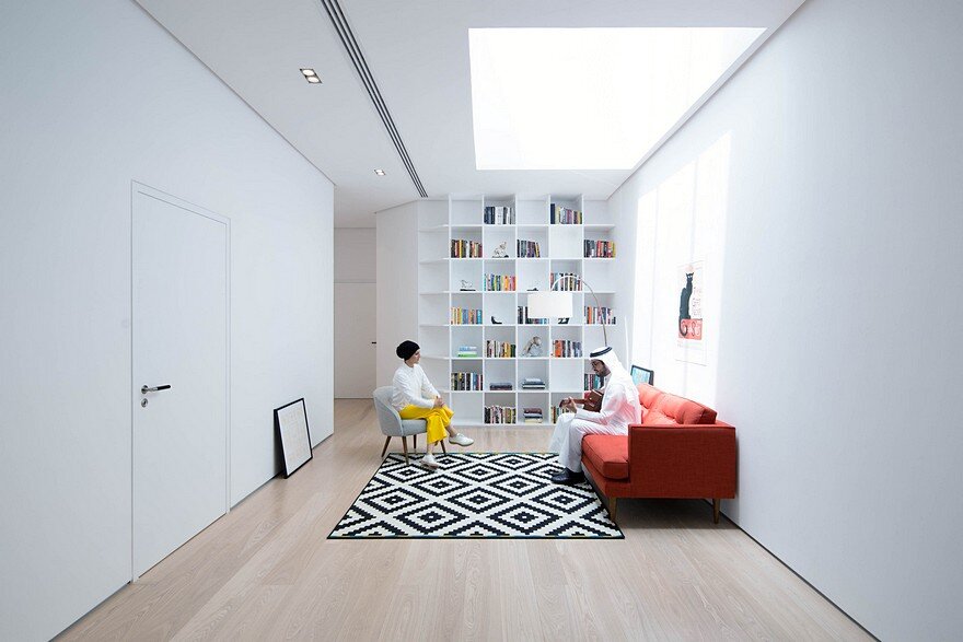 Yarmouk House is Divided into Two Identical Units for Two Brothers and Their Families 10