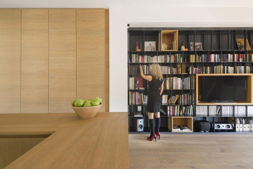Architect Luca Compri Combined Wood and Iron to Modernize a 1960s Apartment 8