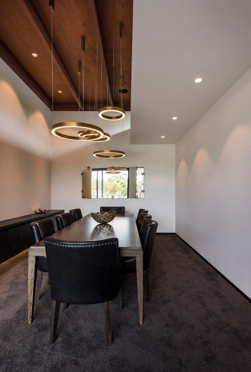 Fendalton House Features a Natural Warmth within a Slightly Industrial Aesthetic 9