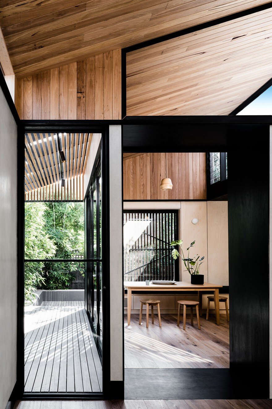 Light Corridor House is an Extension to a Typical Victorian Workers’ Cottage 2