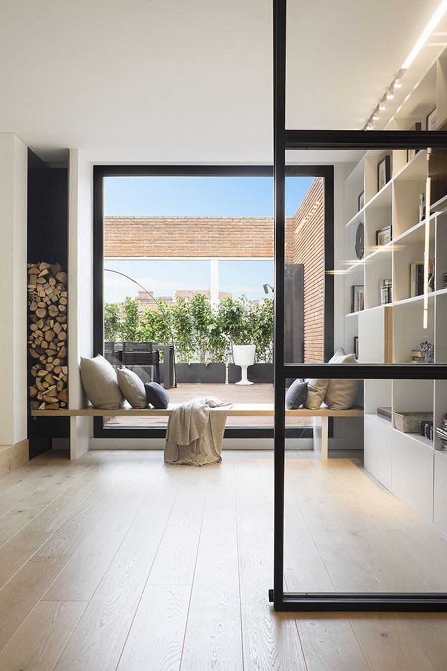 Lovely Attic Penthouse Renovated by Susanna Cots in Barcelona 8
