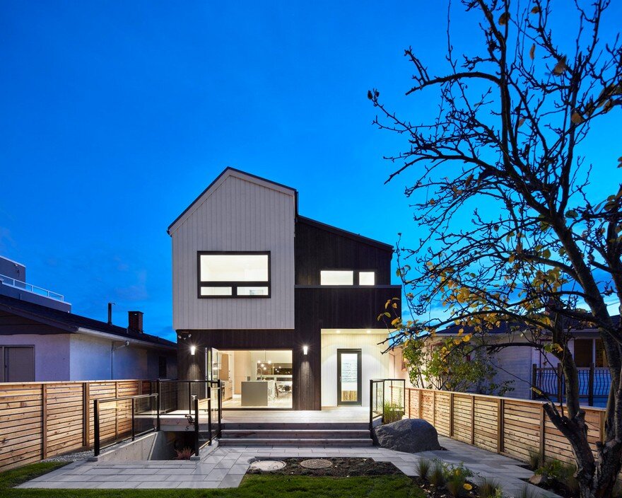 A Modern Vancouver House Clad in Cedar Shingles 15