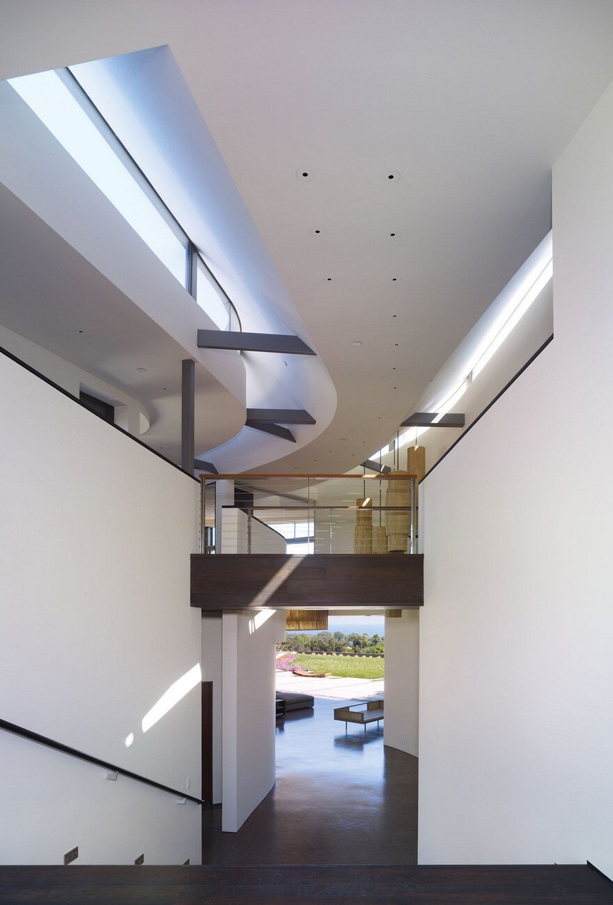 Point Dume House by Griffin Enright Architects 7