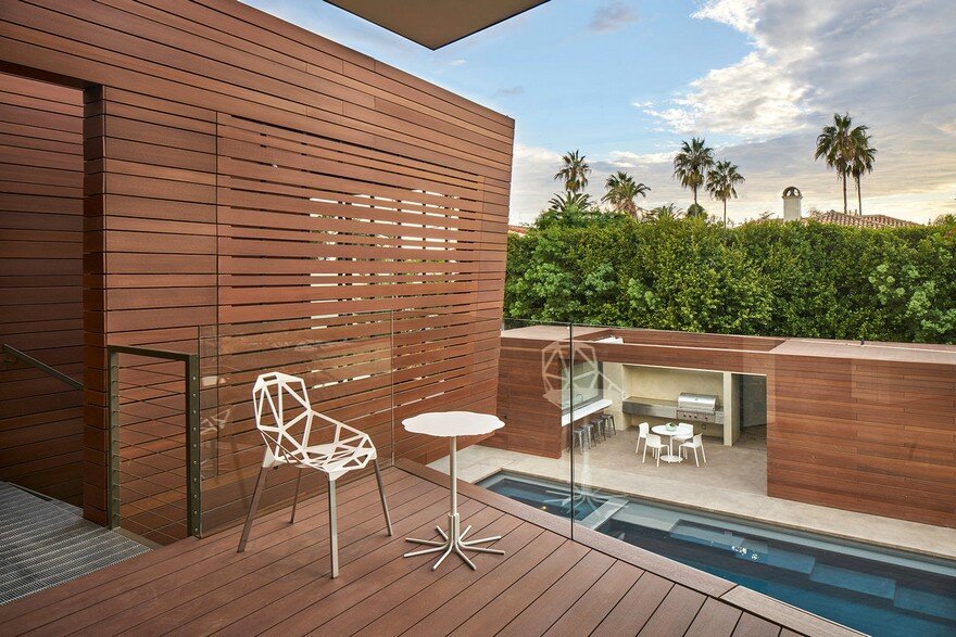 The Split Residence was Designed with Accent on Green Practices 7