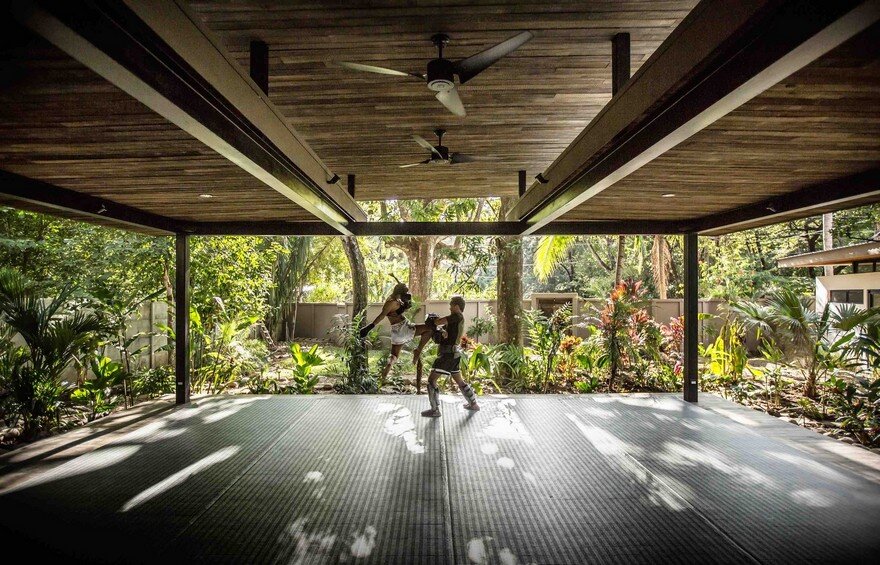 Yoga Studio and Boutique Hotel Set into in Tropical Landscape of Nosara, Costa Rica 10