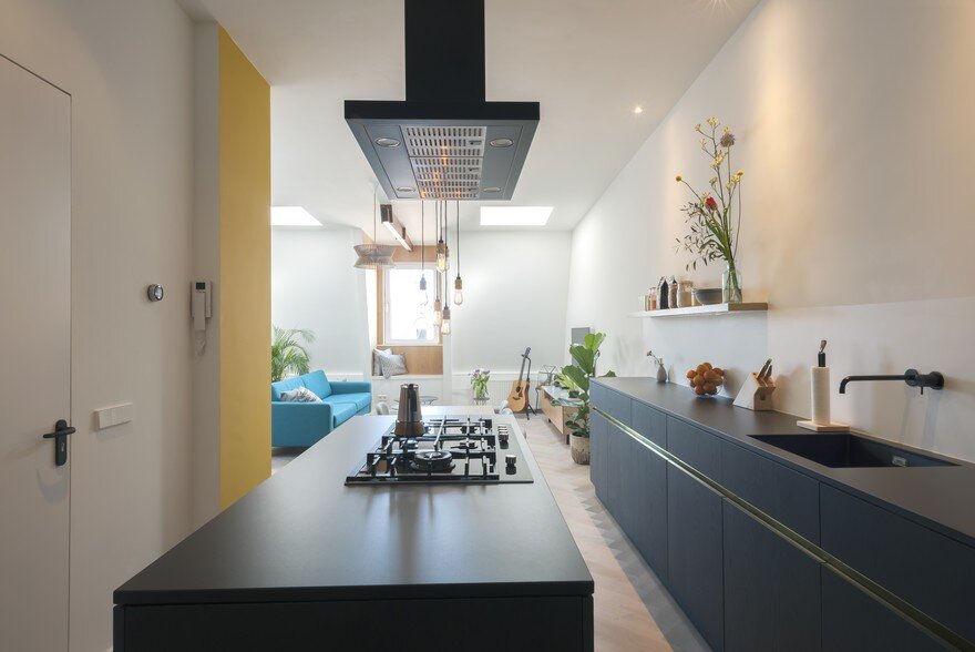 A Former Storage Attic Transformed into a Modern Apartment in Amsterdam 7