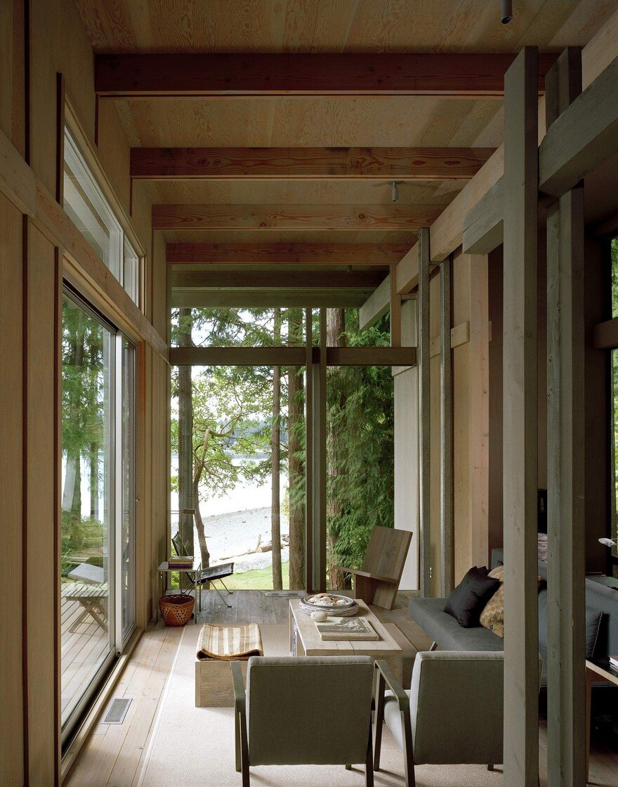 A 1959 Forest Cabin Was Turned into a Weekend Retreat in Rural Washington 7