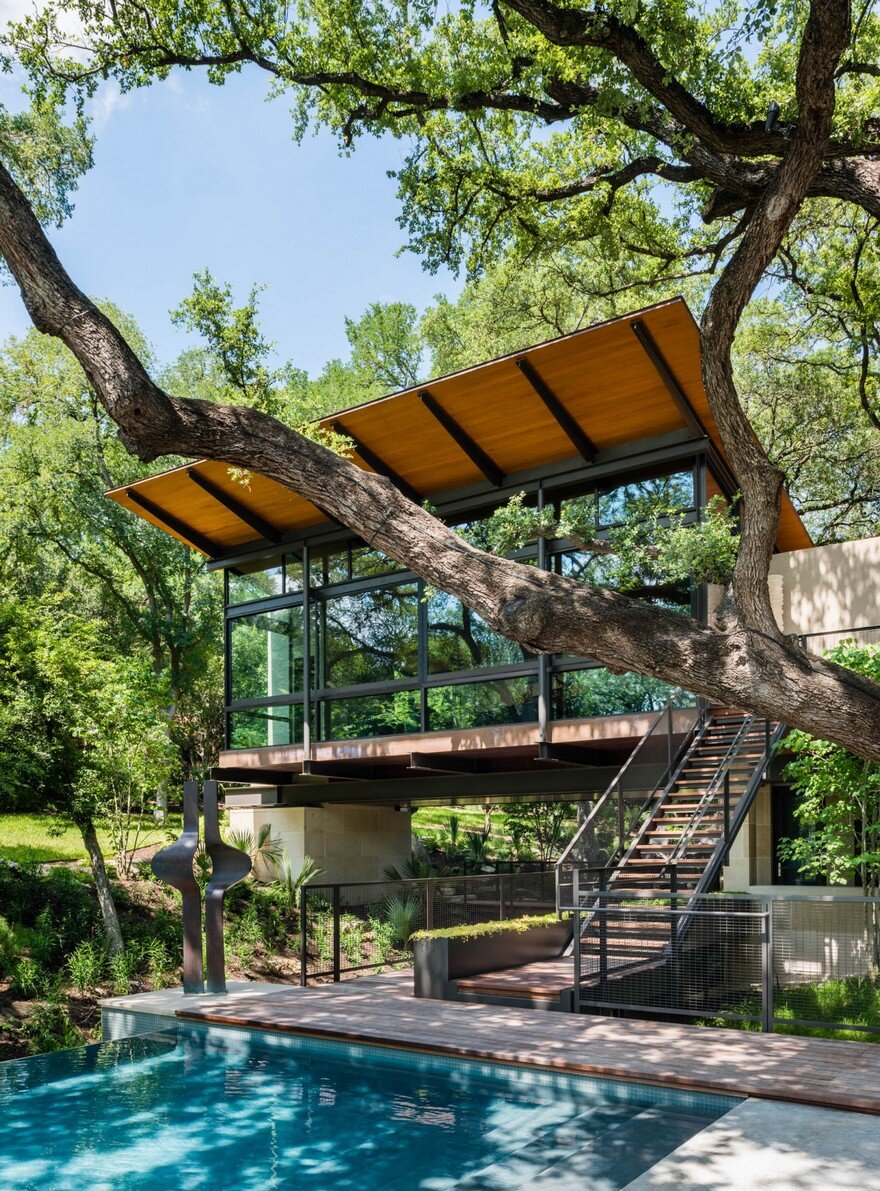 A San Antonio Retreat Designed as a Peaceful Escape from the Busy City