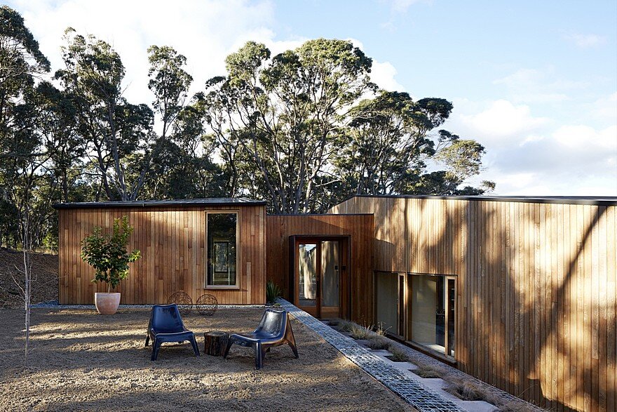 Two Halves House by Moloney Architects 1
