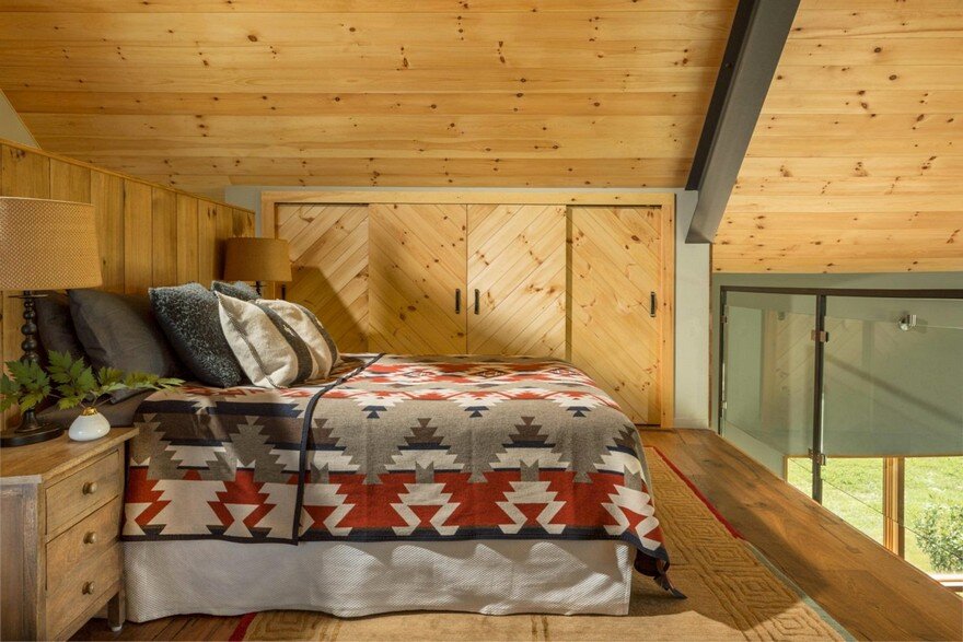 Vermont Modern Barn by Joan Heaton Architects 12