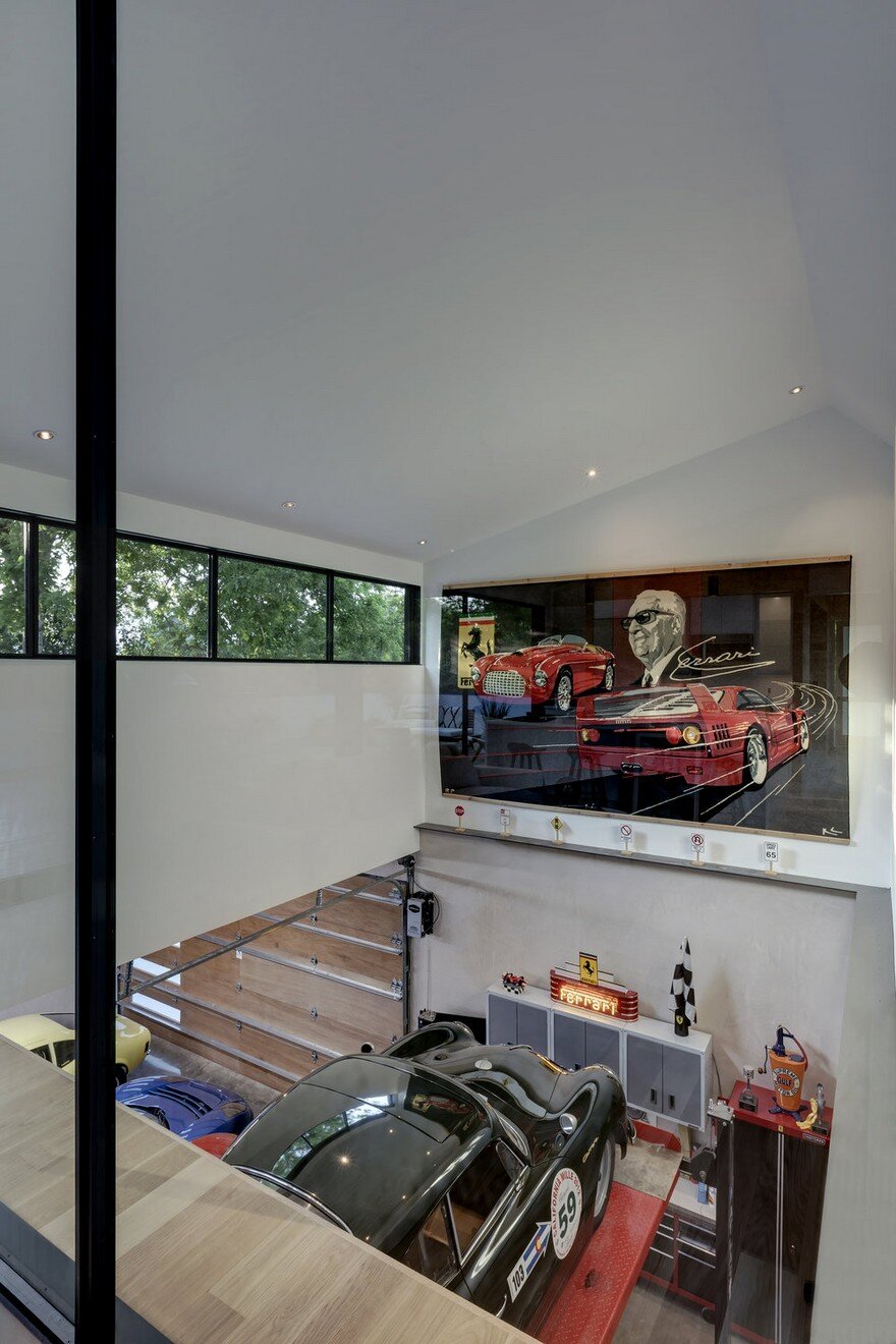 Autohaus Residence and Car Collectors’ Garage in Central Texas 17
