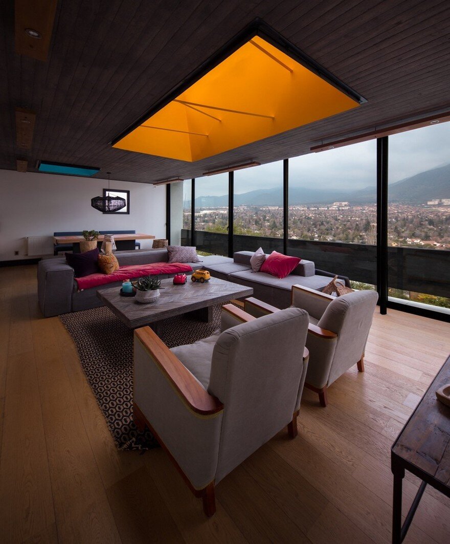 Beautiful Home in Chile With Panoramic View Over the City 4