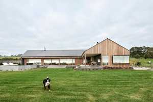Ceres House Inspired by American Ranch Style Architecture 23