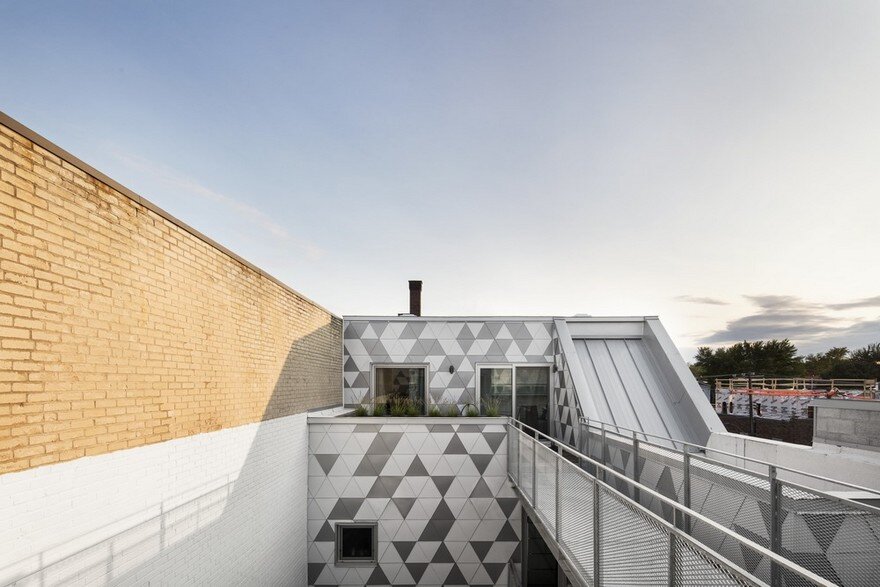 Contemporary Residential Building of Five Housing Units: La Géode by ADHOC Architects 12