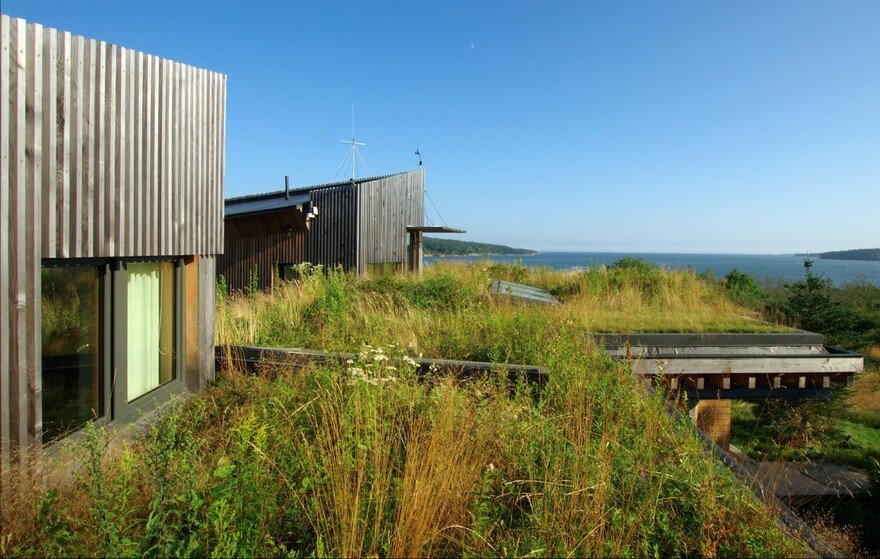 Downeast Coastal House in Maine by Winkelman Architecture 10