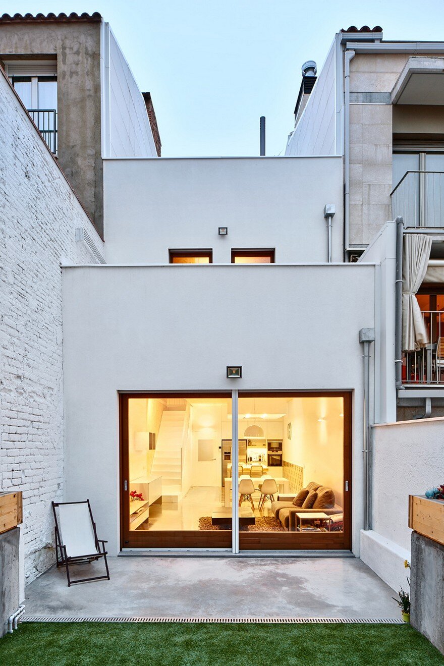 Energy-Efficient Home Built Between Two Dividing Walls in Terrassa, Barcelona 14