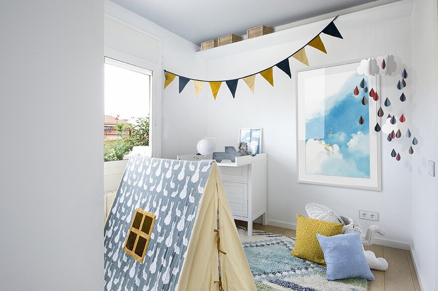 Family Refuge in Barcelona with a Pleasing Mixture of Scandinavian and Mediterranean Style 6