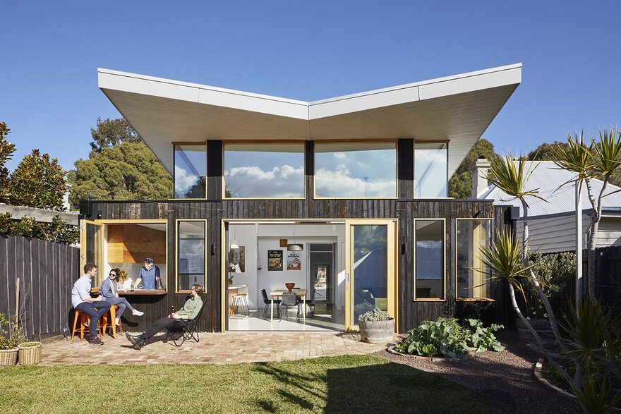 Glide House: Sun-Filled Creative Home by Ben Callery Architects