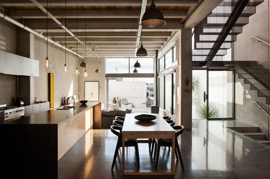 Industrial-Style House in Auckland Exhibiting a Clean and Elegant Design 3