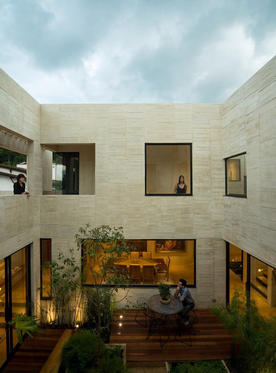 Jardin House in Medellin by Laboratorio de Arquitectura y Paisaje 3