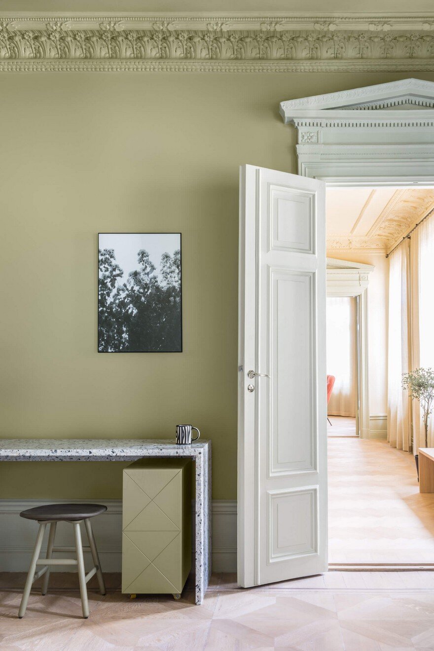 Minimalist Design Apartment in Stockholm 10