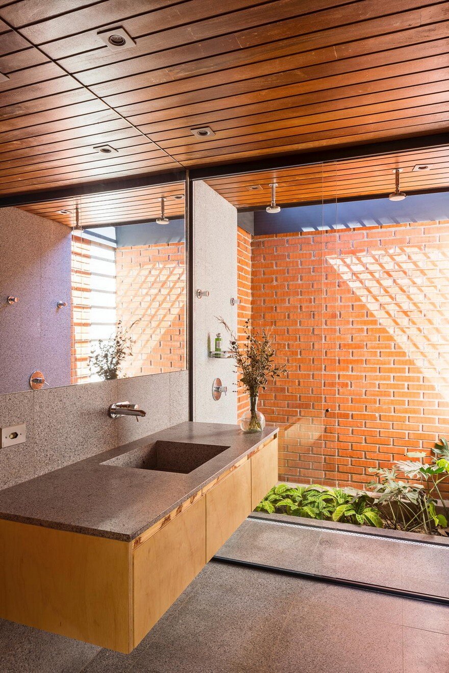 outdoor bathroom