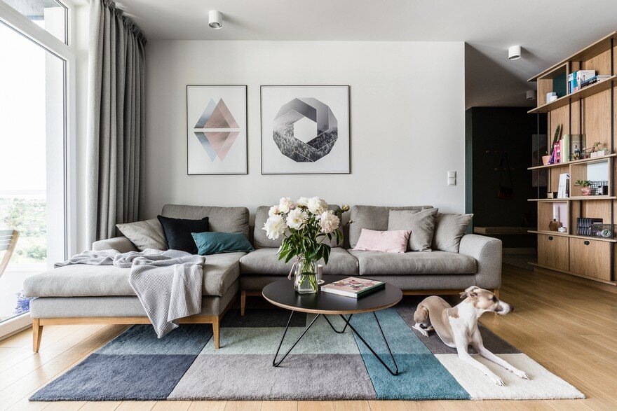Modern Scandinavian Style Flat for a Young Couple / Raca Architekci