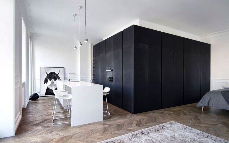 Monochrome Minimalist Apartment With a Magnetic Appeal in Moscow