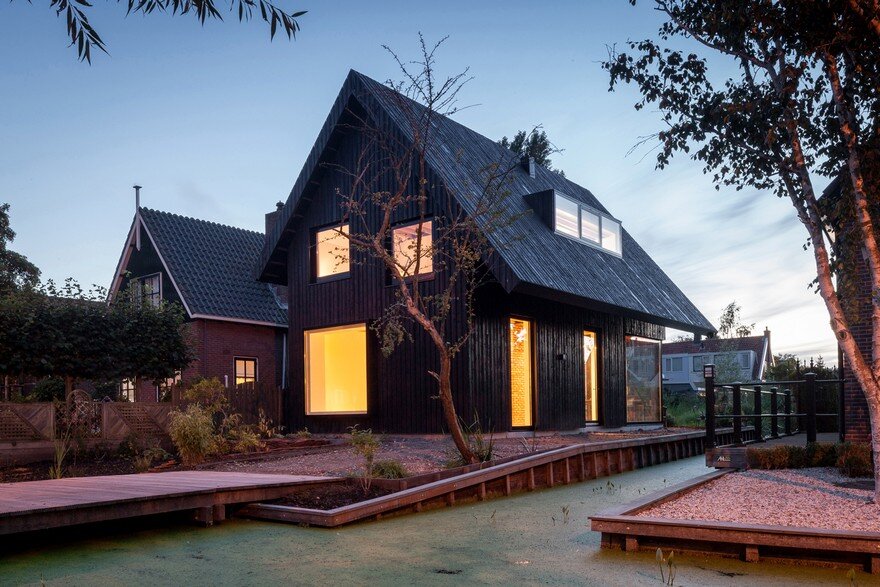 Old Brick House Replaced by a New Sustainable Timber House in Amsterdam 13