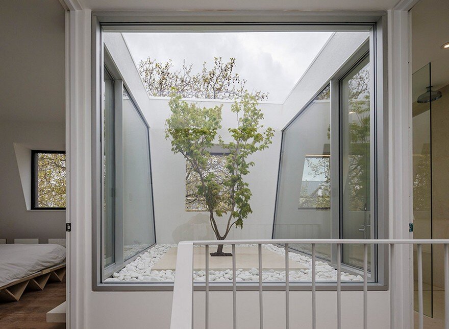Room No Roof - Extension of a 1950s Residential Building in West London 9