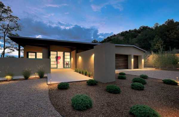 Santa Fe Contemporary Home Designed to Showcase an Art Collection 12