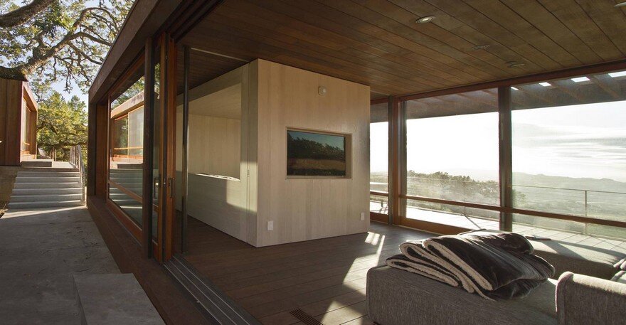 Sonoma weeHouse - Prefabricated House Consisting of Two Minimalist Open-Sided Boxes 5