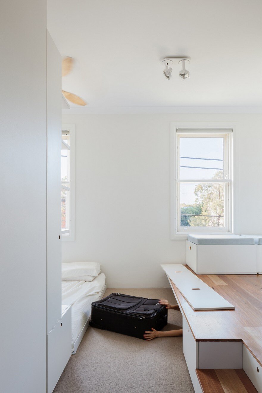 Micro Apartment in Sydney Displaying an Optimized 22 Sqm Surface 3