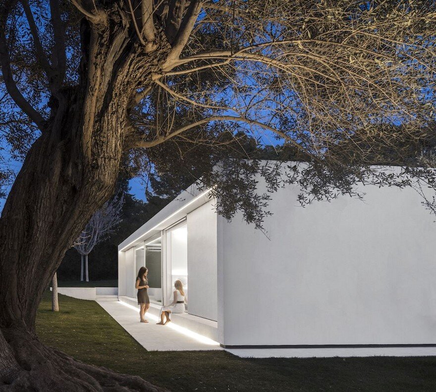 Valencia Guest Pavilion by Fran Silvestre Arquitectos 14