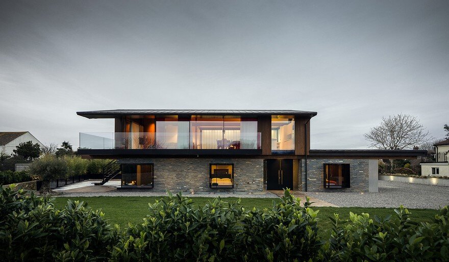 This Wales House is a Very Elegant Piece of Architecture 1