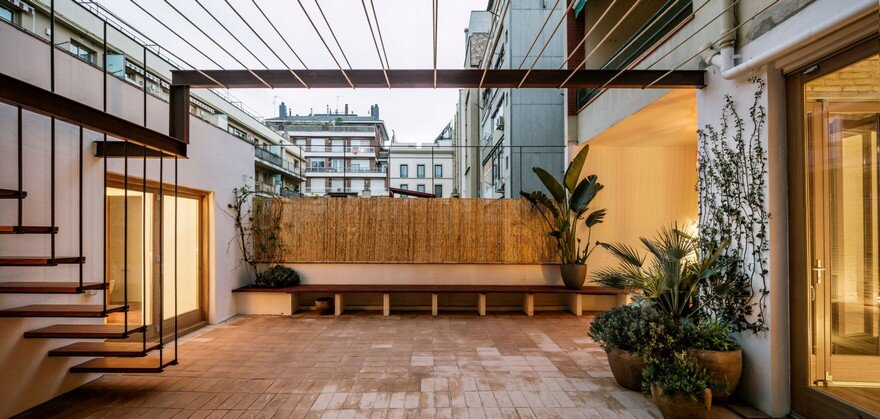 XX Century Patio-Apartment Refurbished and Adapted to Mediterranean Climate in Barcelona 15