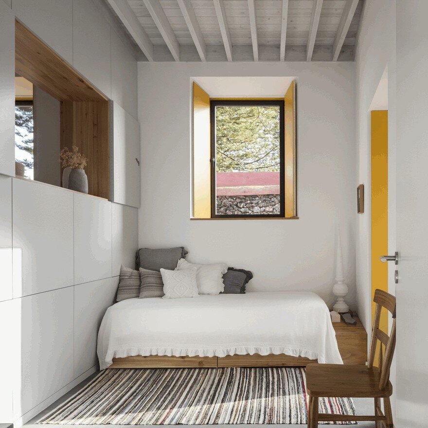 An Old Stable Converted into Two Contemporary Guesthouses 10